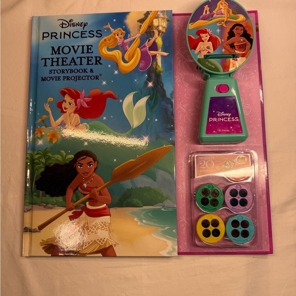 Disney Princess Purple Storybook and Projector Set